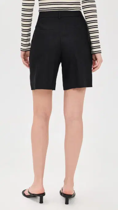Alice + Olivia Conry Relaxed Long Pleated Bermuda Shorts Black | Thumbnail 3 Alice + Olivia Conry Relaxed Long Pleated Bermuda Shorts Black | Thumbnail 3