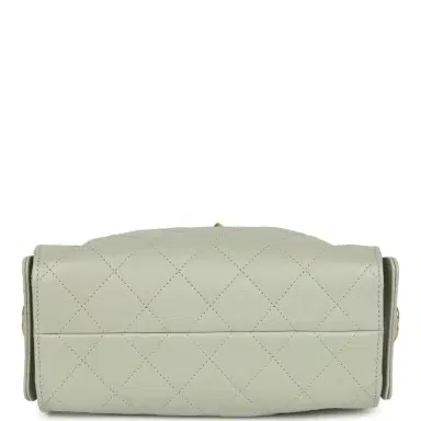 Chanel Chanel Mini 25 Hobo Bag Light Green Caviar Antique Gold Hardware | Thumbnail 6 Chanel Chanel Mini 25 Hobo Bag Light Green Caviar Antique Gold Hardware | Thumbnail 6