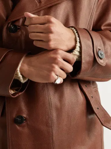 DEAKIN & FRANCIS Sterling Silver Signet Ring - Men | Thumbnail 2 DEAKIN & FRANCIS Sterling Silver Signet Ring - Men | Thumbnail 2