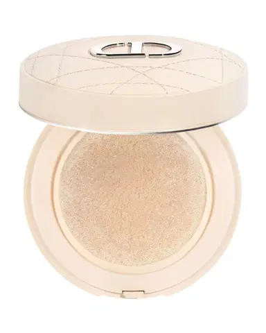 Dior Forever Cushion Powder | Thumbnail 1 Dior Forever Cushion Powder | Thumbnail 1
