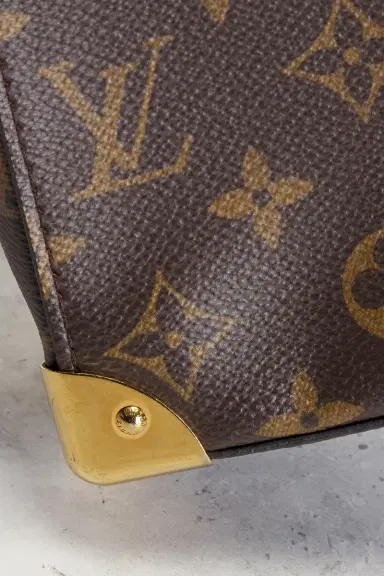 FWRD Renew Louis Vuitton Monogram Reverse Camera Box Handbag | Thumbnail 8 FWRD Renew Louis Vuitton Monogram Reverse Camera Box Handbag | Thumbnail 8