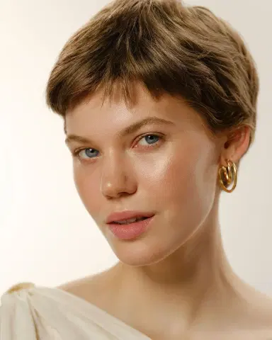 Sisley Paris Phyto-Touche Illusion D 'Ete Bronzing Gel-Powder | Thumbnail 4 Sisley Paris Phyto-Touche Illusion D 'Ete Bronzing Gel-Powder | Thumbnail 4