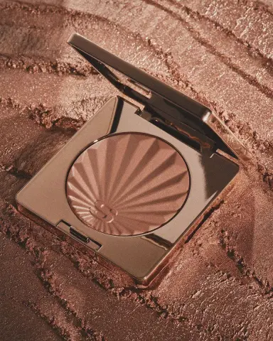 Sisley Paris Phyto-Touche Illusion D 'Ete Bronzing Gel-Powder | Thumbnail 6 Sisley Paris Phyto-Touche Illusion D 'Ete Bronzing Gel-Powder | Thumbnail 6