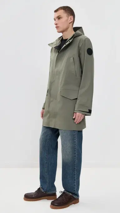 Canada Goose Black Disc Barclay Rain Jacket | Thumbnail 4 Canada Goose Black Disc Barclay Rain Jacket | Thumbnail 4