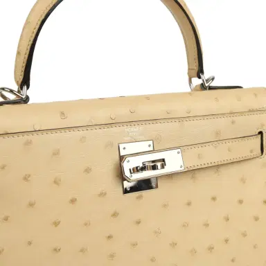 HERMÈS Pre-owned Hermes Kelly Sellier 28 Parchemin Ostrich Palladium Hardware | Thumbnail 7 HERMÈS Pre-owned Hermes Kelly Sellier 28 Parchemin Ostrich Palladium Hardware | Thumbnail 7