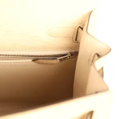 HERMÈS Pre-owned Hermes Kelly Sellier 28 Parchemin Ostrich Palladium Hardware | Thumbnail 9 HERMÈS Pre-owned Hermes Kelly Sellier 28 Parchemin Ostrich Palladium Hardware | Thumbnail 9