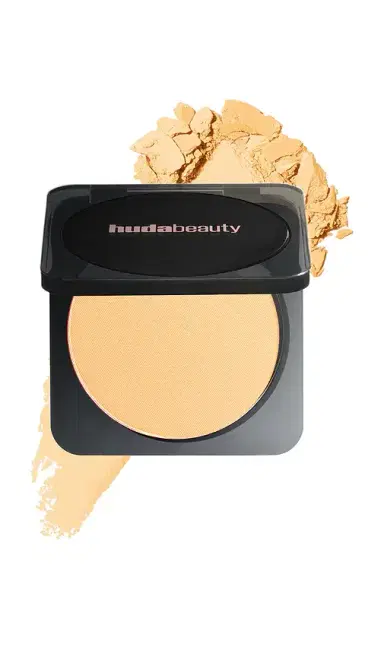 Huda Beauty Easy Bake Pressed Powder | Thumbnail 1 Huda Beauty Easy Bake Pressed Powder | Thumbnail 1
