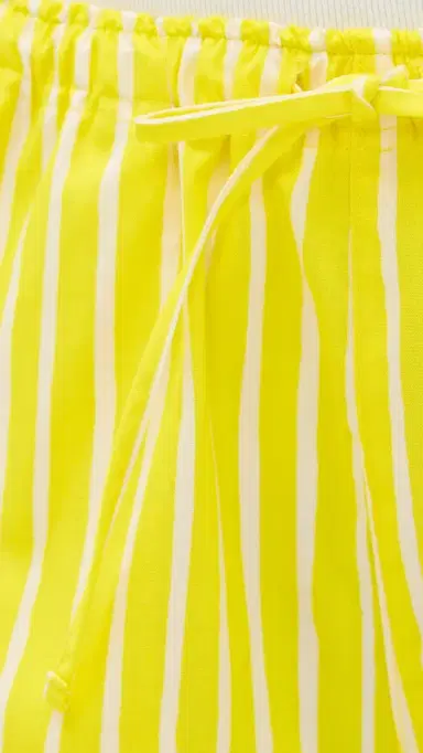 Marimekko Diagonaali Piccolo Kioski Shorts Yellow/White | Thumbnail 6 Marimekko Diagonaali Piccolo Kioski Shorts Yellow/White | Thumbnail 6