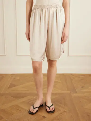 The Frankie Shop Leni Satin Knee-lenght Shorts | Thumbnail 3 The Frankie Shop Leni Satin Knee-lenght Shorts | Thumbnail 3