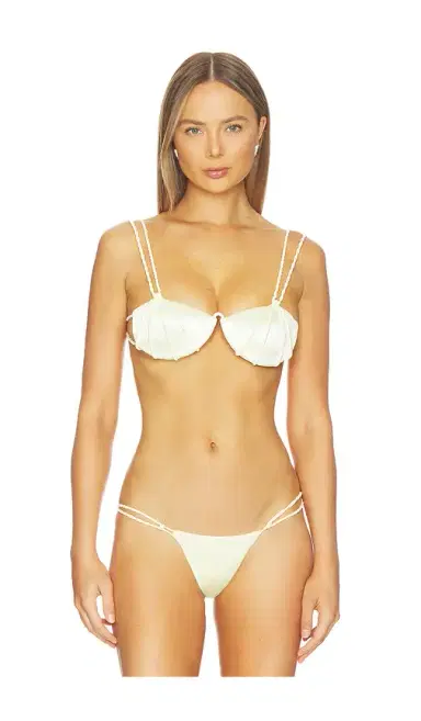 Isa Boulder Reef Bikini Top | Thumbnail 1 Isa Boulder Reef Bikini Top | Thumbnail 1