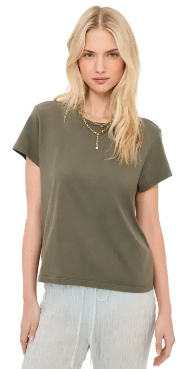 LE BOP x Mally K. Goldman Sunset Tee Olive | Thumbnail 1 LE BOP x Mally K. Goldman Sunset Tee Olive | Thumbnail 1