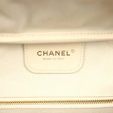 Chanel Chanel Maxi "Perfect Bowling" Bag Black Suede Gold Hardware | Thumbnail 10 Chanel Chanel Maxi "Perfect Bowling" Bag Black Suede Gold Hardware | Thumbnail 10