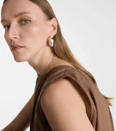 Sophie Bille Brahe Venus Blac 14kt gold earrings with pearls | Thumbnail 4 Sophie Bille Brahe Venus Blac 14kt gold earrings with pearls | Thumbnail 4