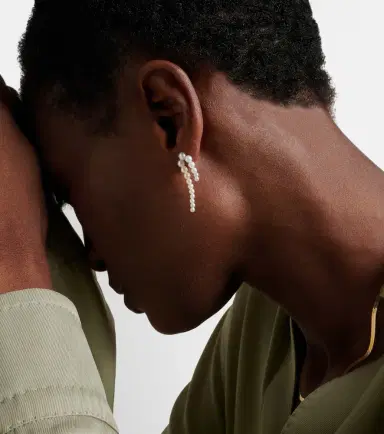 Sophie Bille Brahe Petite Perle Nuit 14Kt gold and pearl earrings | Thumbnail 3 Sophie Bille Brahe Petite Perle Nuit 14Kt gold and pearl earrings | Thumbnail 3