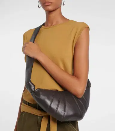 Lemaire Croissant Small leather shoulder bag | Thumbnail 4 Lemaire Croissant Small leather shoulder bag | Thumbnail 4