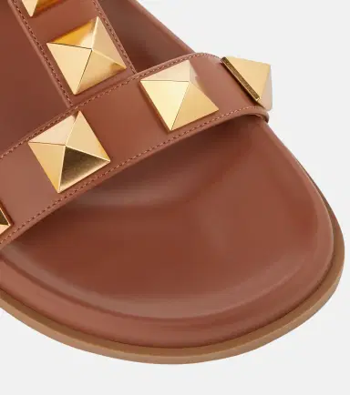 Valentino Garavani Roman Stud leather slides | Thumbnail 3 Valentino Garavani Roman Stud leather slides | Thumbnail 3