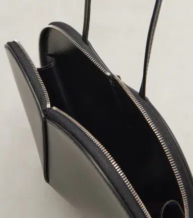 Alaia Alaïa Le Caur leather shoulder bag | Thumbnail 3 Alaia Alaïa Le Caur leather shoulder bag | Thumbnail 3