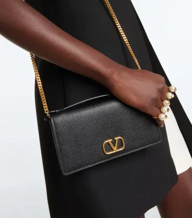 Valentino Garavani VSling leather wallet on chain | Thumbnail 4 Valentino Garavani VSling leather wallet on chain | Thumbnail 4