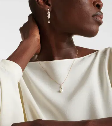 Sophie Bille Brahe Rêve Simple 14kt gold necklace with diamonds and pearls | Thumbnail 4 Sophie Bille Brahe Rêve Simple 14kt gold necklace with diamonds and pearls | Thumbnail 4