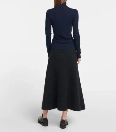 Gabriela Hearst May wool, silk, and cashmere turtleneck sweater | Thumbnail 2 Gabriela Hearst May wool, silk, and cashmere turtleneck sweater | Thumbnail 2