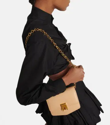 Alaïa Alaïa Le Papa Small leather crossbody bag | Thumbnail 4 Alaïa Alaïa Le Papa Small leather crossbody bag | Thumbnail 4