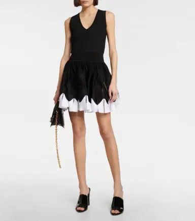 Alaïa Alaïa V-neck minidress | Thumbnail 5 Alaïa Alaïa V-neck minidress | Thumbnail 5