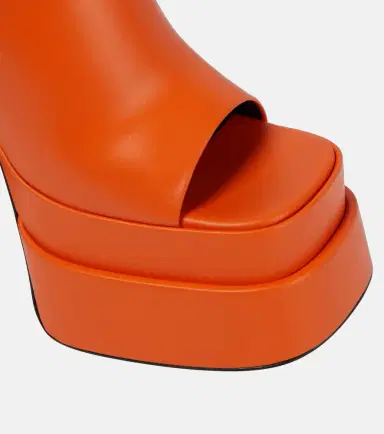 Versace Leather platform mules | Thumbnail 3 Versace Leather platform mules | Thumbnail 3
