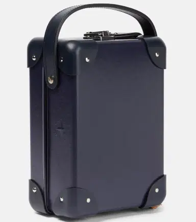Globe-Trotter Centenary watch case | Thumbnail 2 Globe-Trotter Centenary watch case | Thumbnail 2