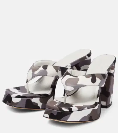 Gia Borghini Gia 17 Uni camouflage platform thong sandals | Thumbnail 3 Gia Borghini Gia 17 Uni camouflage platform thong sandals | Thumbnail 3