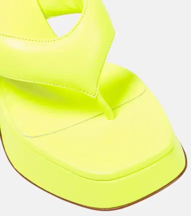 Gia Borghini Gia 17 leather platform thong sandals | Thumbnail 2 Gia Borghini Gia 17 leather platform thong sandals | Thumbnail 2
