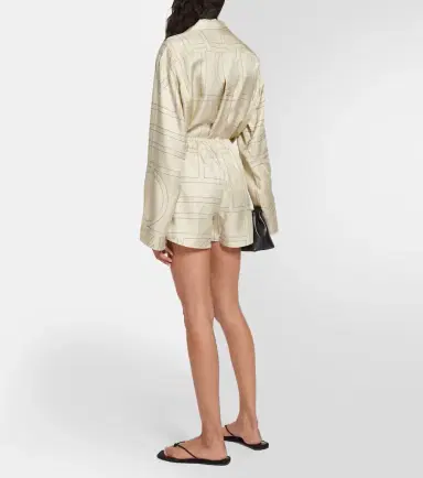 Toteme Logo silk shorts | Thumbnail 4 Toteme Logo silk shorts | Thumbnail 4
