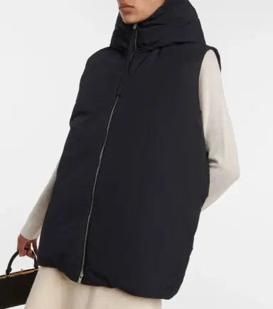 Jil Sander Oversized hooded down vest | Thumbnail 4 Jil Sander Oversized hooded down vest | Thumbnail 4