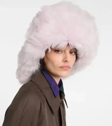 Burberry Shearling hat | Thumbnail 2 Burberry Shearling hat | Thumbnail 2