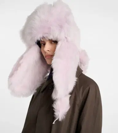 Burberry Shearling hat | Thumbnail 3 Burberry Shearling hat | Thumbnail 3