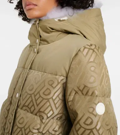 Yves Salomon Logo shearling-trimmed down jacket | Thumbnail 3 Yves Salomon Logo shearling-trimmed down jacket | Thumbnail 3