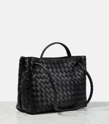 Bottega Veneta Andiamo Medium leather tote bag | Thumbnail 4 Bottega Veneta Andiamo Medium leather tote bag | Thumbnail 4