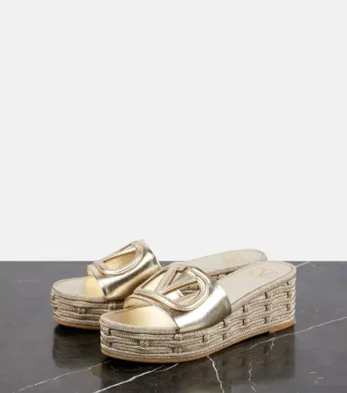 Valentino Garavani VLogo Signature metallic leather slides | Thumbnail 3 Valentino Garavani VLogo Signature metallic leather slides | Thumbnail 3