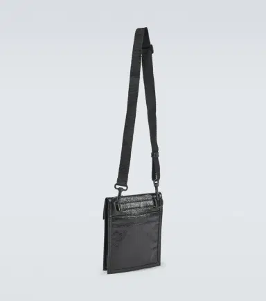Balenciaga Explorer leather pouch with strap | Thumbnail 3 Balenciaga Explorer leather pouch with strap | Thumbnail 3