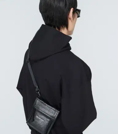 Balenciaga Explorer leather pouch with strap | Thumbnail 5 Balenciaga Explorer leather pouch with strap | Thumbnail 5