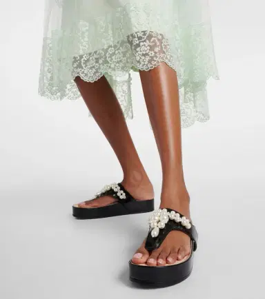 Simone Rocha Embellished leather thong sandals | Thumbnail 6 Simone Rocha Embellished leather thong sandals | Thumbnail 6