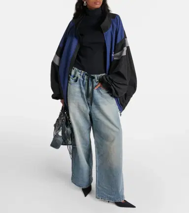 Balenciaga Mid-rise wide-leg jeans | Thumbnail 8 Balenciaga Mid-rise wide-leg jeans | Thumbnail 8