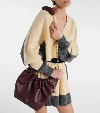 Loewe Squeeze Small leather shoulder bag | Thumbnail 5 Loewe Squeeze Small leather shoulder bag | Thumbnail 5