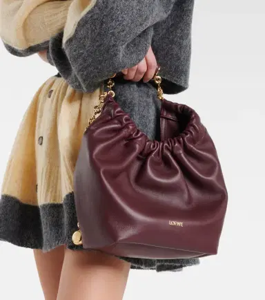 Loewe Squeeze Small leather shoulder bag | Thumbnail 6 Loewe Squeeze Small leather shoulder bag | Thumbnail 6
