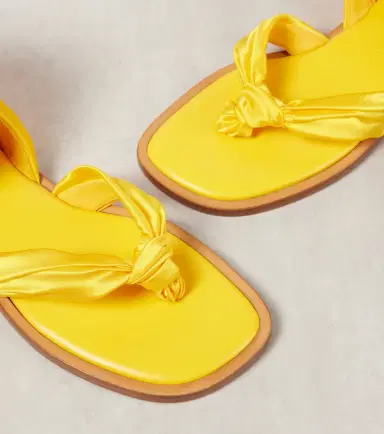 Christian Louboutin Nilo Du Désert crêpe satin thong sandals | Thumbnail 5 Christian Louboutin Nilo Du Désert crêpe satin thong sandals | Thumbnail 5