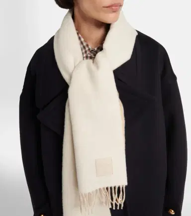 Loewe Wool and cashmere scarf | Thumbnail 4 Loewe Wool and cashmere scarf | Thumbnail 4