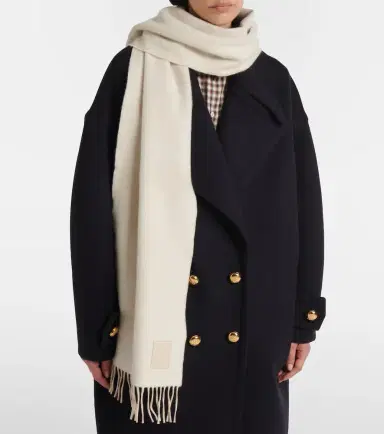 Loewe Wool and cashmere scarf | Thumbnail 5 Loewe Wool and cashmere scarf | Thumbnail 5