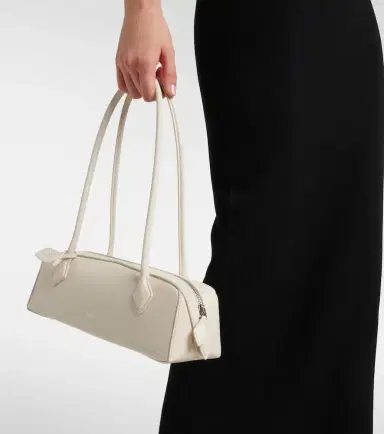 Alaïa Alaïa Le Teckel Medium leather shoulder bag | Thumbnail 4 Alaïa Alaïa Le Teckel Medium leather shoulder bag | Thumbnail 4