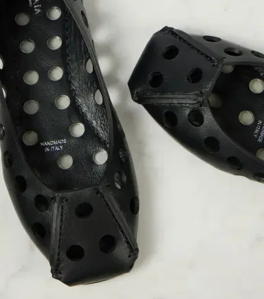 Alaïa Alaïa Perfo leather ballet flats | Thumbnail 4 Alaïa Alaïa Perfo leather ballet flats | Thumbnail 4