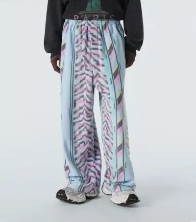 Balenciaga Printed fleece sweatpants | Thumbnail 2 Balenciaga Printed fleece sweatpants | Thumbnail 2