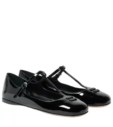 Miu Miu Logo patent leather ballet flats | Thumbnail 1 Miu Miu Logo patent leather ballet flats | Thumbnail 1